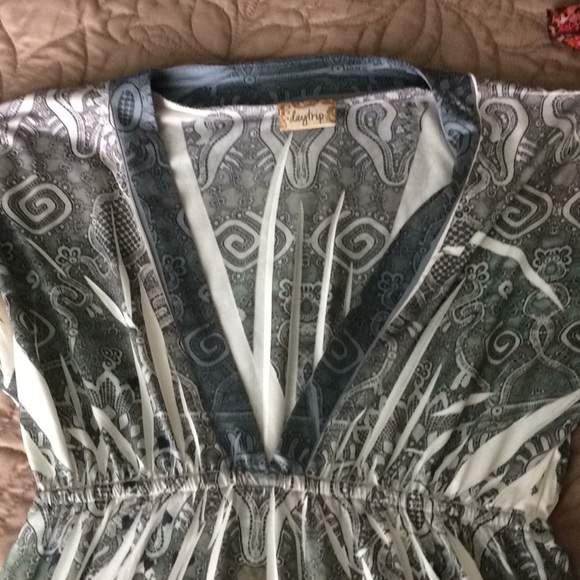 Tunic style top - Picture 3 of 4